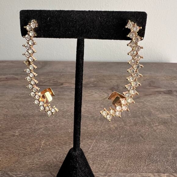 🍭6/$30 Rhinestone studded gold tone climber cuff post earrings - missing a stone - Picture 2 of 4